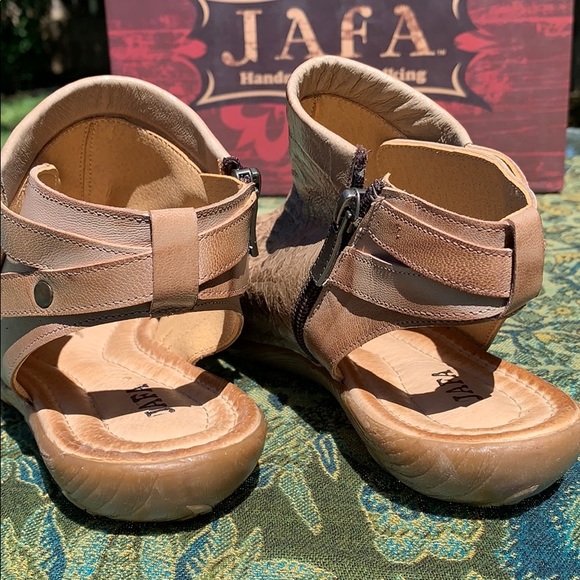 Jafa Shoes Jafa 48 Gladiator Sandals Size 377 Nib Poshmark